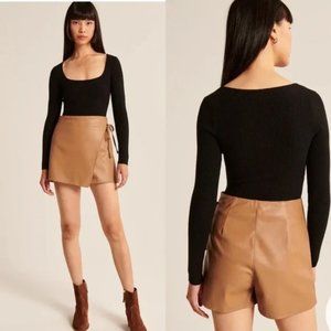 NWT Abercrombie Long Sleeve Sweater Bodysuit - Size S